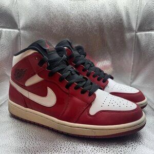 Size 10 - Jordan 1 Mid Chicago Mens Red White Black Gym Shoes Sneaker 554724-605